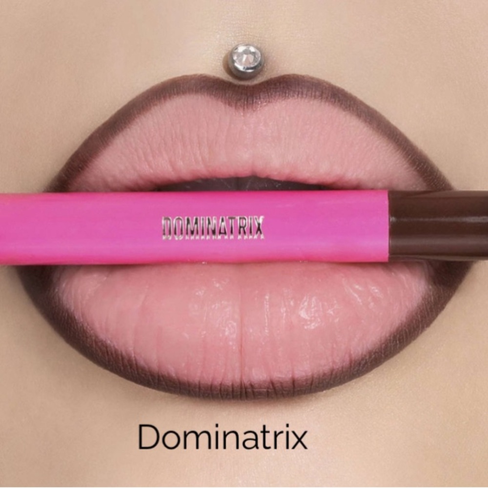 NIB JEFFREE Star Velour Lip Liner, Matte Finish, Dominatrix